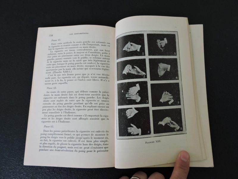 PAYOT Encyclopédie des tours de cigarettes Keith Clark (Pier Cartier) Edition 1958.